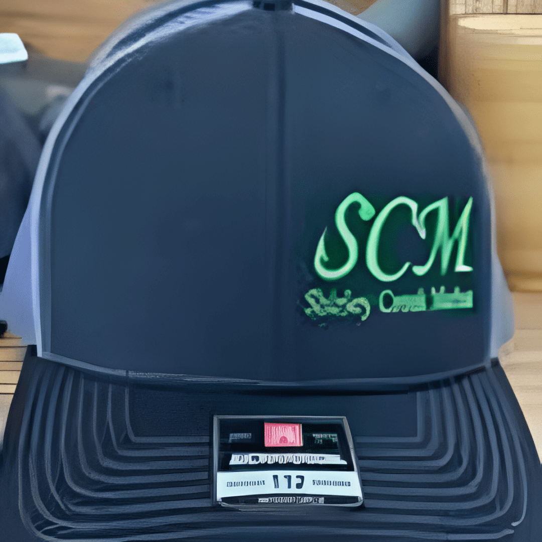 Stylish cap with bold SCM lettering