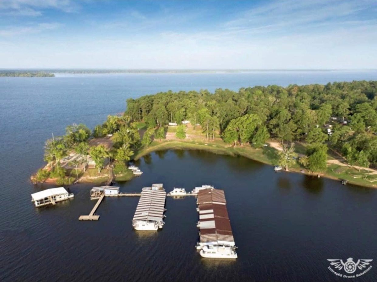 resources_8adee00a-111b-4abc-9b17-d9be05ed8c74-view over SCM